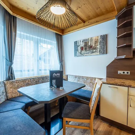 Отель Alpinstyle 4*