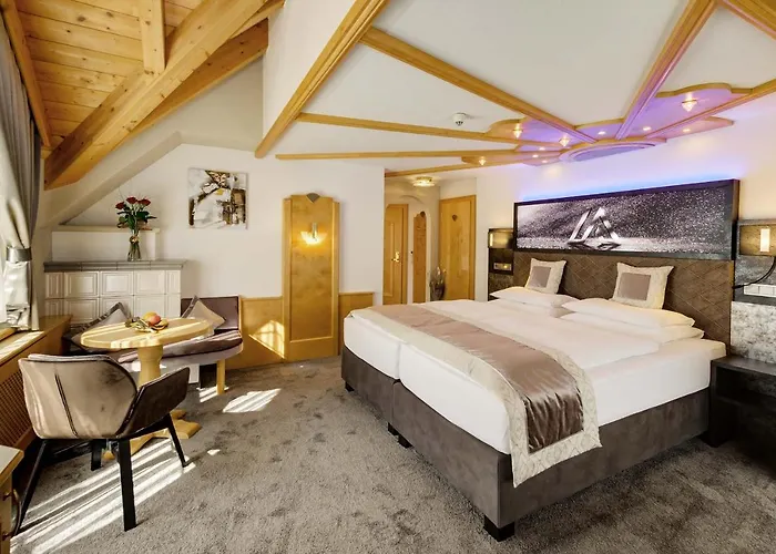 Отель Alpinstyle 4*